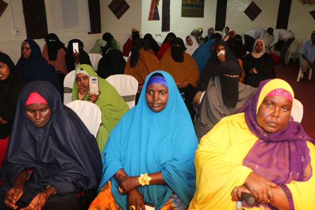 Maryan Cariif qaasin (6)